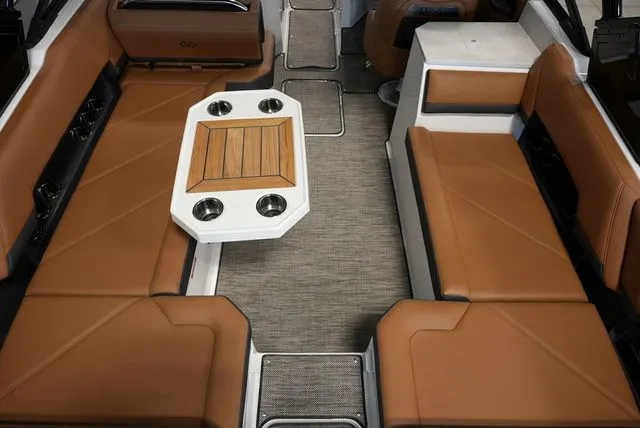 Slide: The Image of Cobalt R8 Outboard 2026 - 7