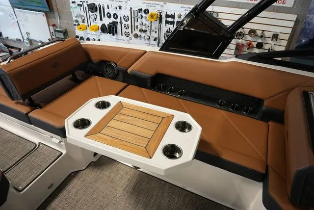 Slide: The Image of Cobalt R8 Outboard 2026 - 9