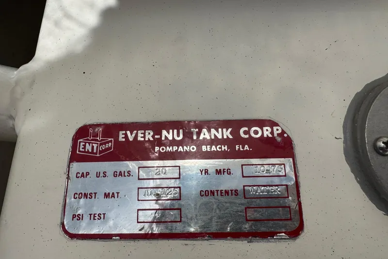Slide: The Image of Ever-Nu Tank Corp label on Hoog Comet 14, 1991, 20-gallon capacity, Pompano Beach, Florida. - 17