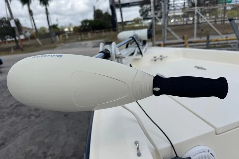 Slide: The Image of Close-up of a Minn Kota trolling motor handle on a 1991 Hoog Comet 14 boat. - 25