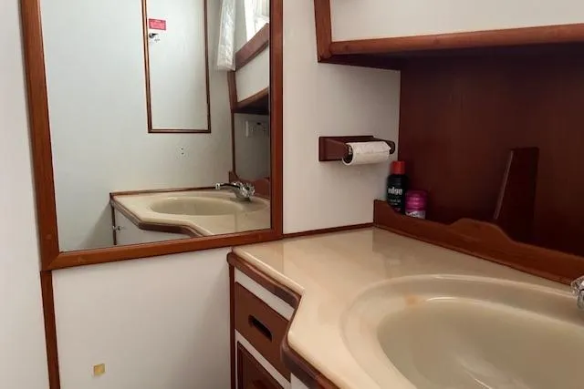 Slide: The Image of Guest Head-3 - 24