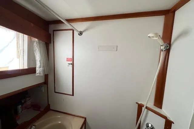 Slide: The Image of Guest Head Shower - 25