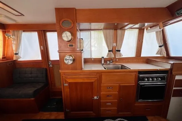 Slide: The Image of Galley (port side) - 28