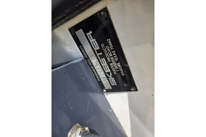 Slide: The Image of 2020 Skeeter FXR21 Limited hull identification plate, Kilgore, Texas. - 18