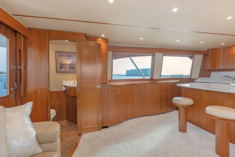 Slide: The Image of Viking 70 Convertible 2015 - 53