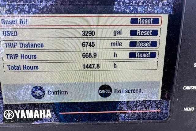 Slide: The Image of Yamaha display showing fuel usage and trip data for 2016 Parker 21SE Center Console. - 16