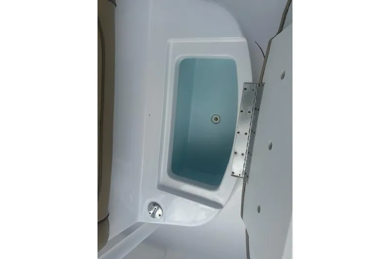 Slide: The Image of Livewell compartment on a 2017 Sportsman Masters 267 Bay Boat. - 11
