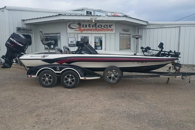 The Image of Ranger Z521 2010 - undefined