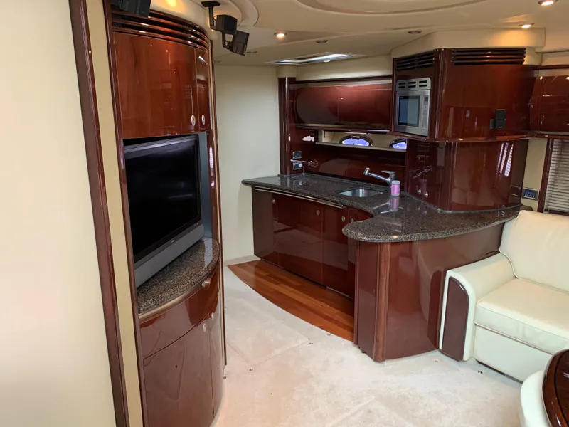Slide: The Image of Luxurious interior of 2007 Sea Ray 52 Sundancer yacht. - 18