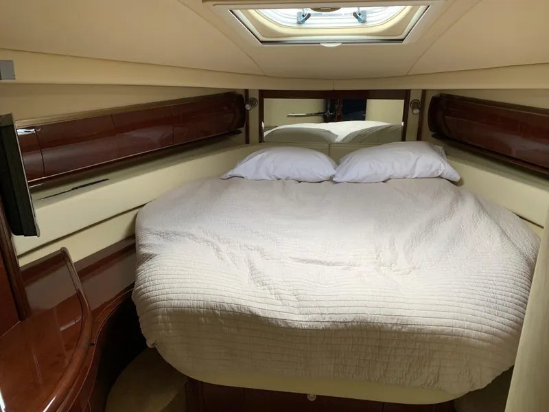 Slide: The Image of Luxurious bedroom in a 2007 Sea Ray 52 Sundancer yacht. - 29