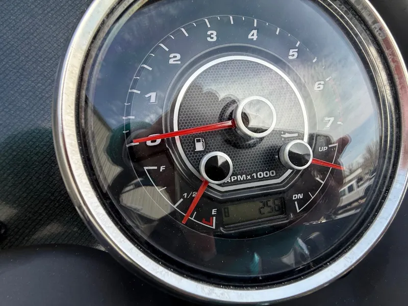 Slide: The Image of Godfrey Sweetwater 2286SB 2022 - 14