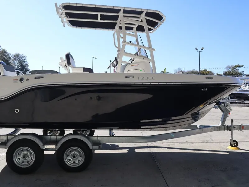 The Image of Bayliner TROPHY CC20 2026 - 1