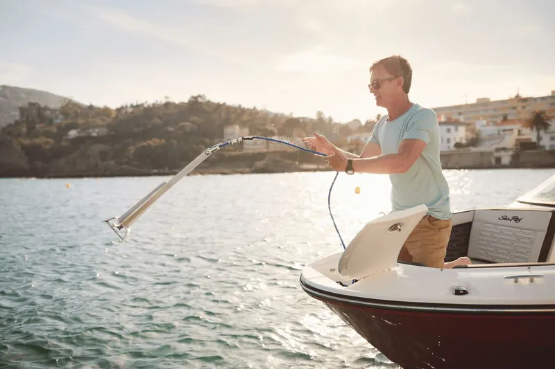 Slide: The Image of Sea Ray SPX 210 Outboard 2026 - 31