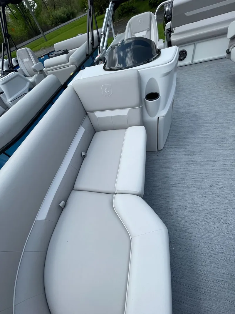 Slide: The Image of Godfrey EXPERIENCE 2086 SFLX 2026 - 15