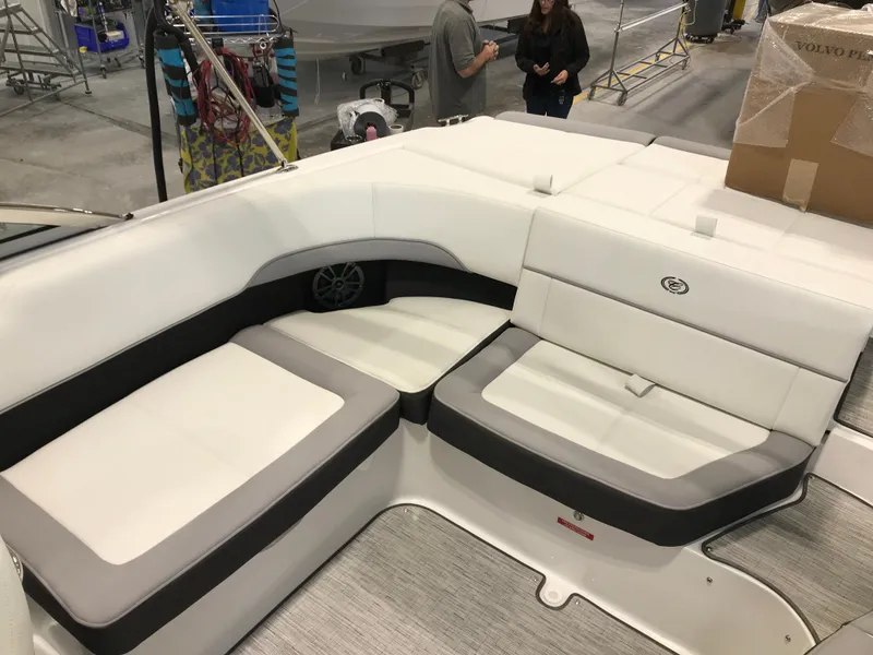 Slide: The Image of Cobalt 220S 2024 - 7