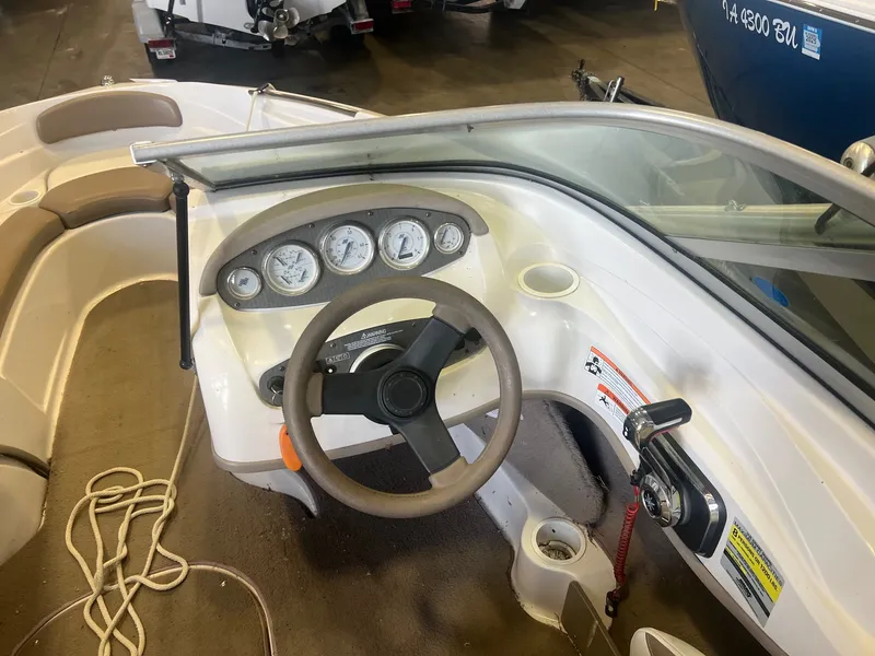 Slide: The Image of FOUR WINNS BOAT 18' 2007 - 10