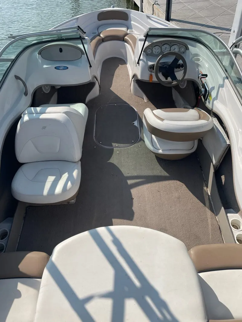 Slide: The Image of FOUR WINNS BOAT 18' 2007 - 3