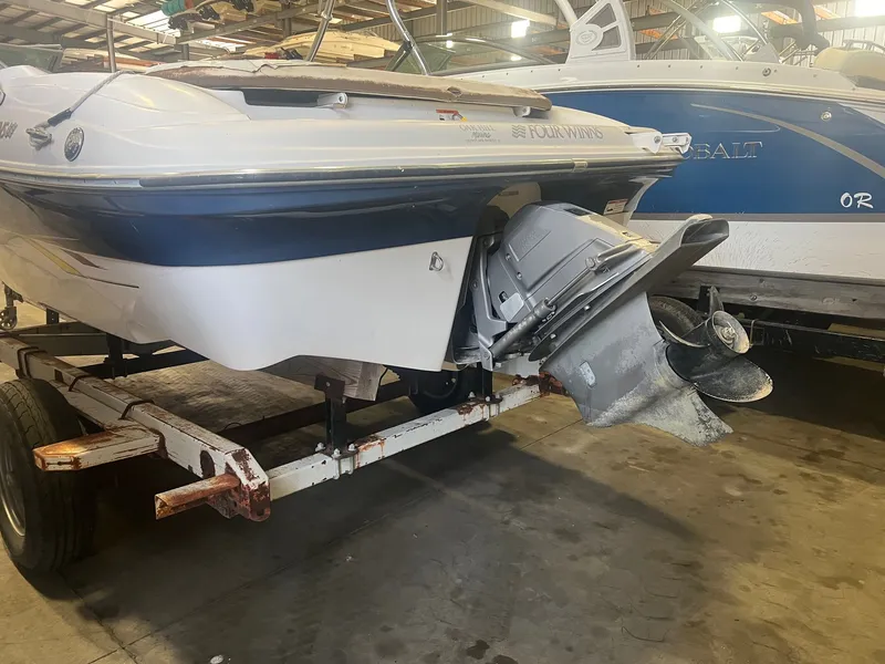 Slide: The Image of FOUR WINNS BOAT 18' 2007 - 6