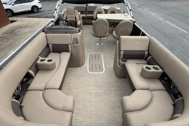 Slide: The Image of 2019 Bennington 23 SX Entertainment pontoon boat with luxurious seating and modern design. - 10