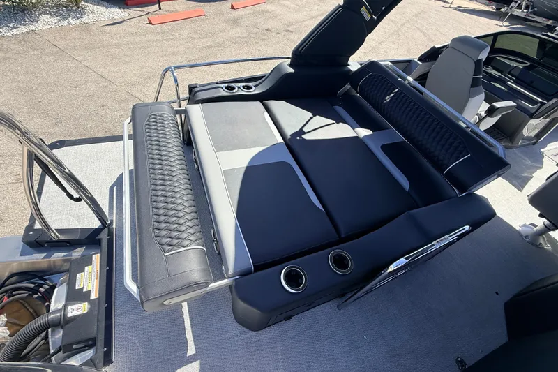 Slide: The Image of 2026 Avalon 2585 Excalibur LTD boat with luxurious lounge seating and modern design. - 29