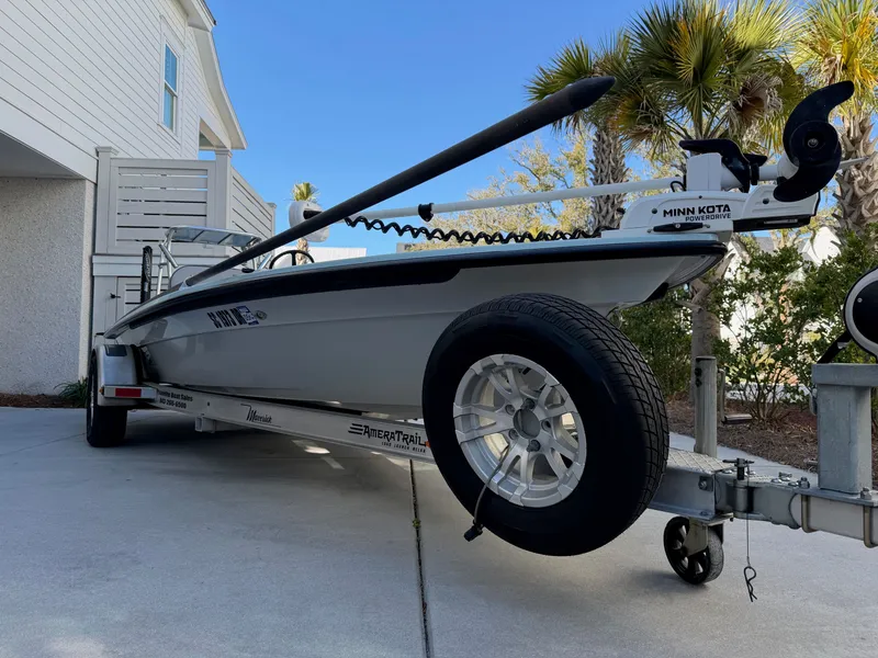 Slide: The Image of 2021 Maverick 17 HPX-S boat on trailer, Minn Kota motor. - 8