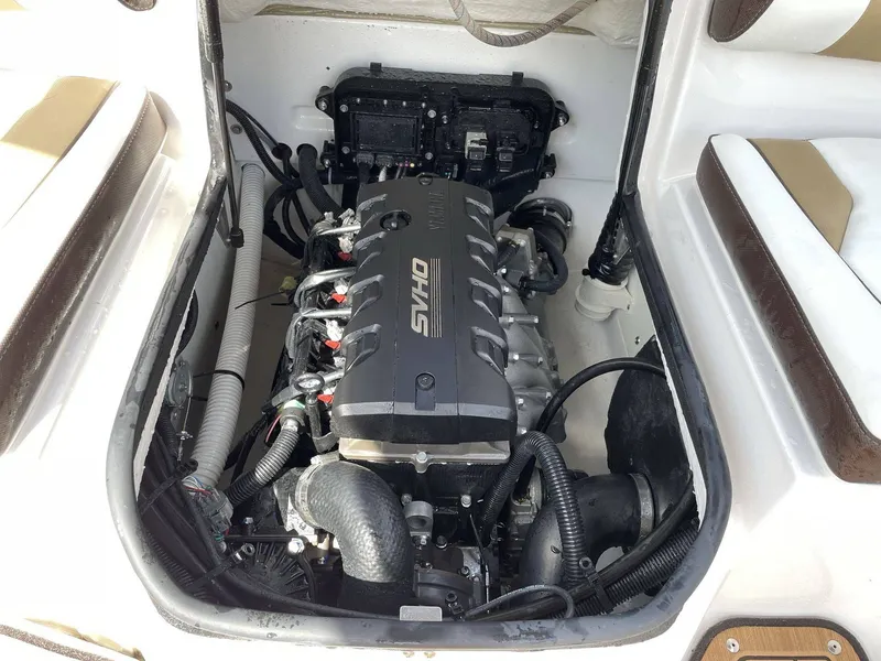 Slide: The Image of Yamaha 195S 2022 - 12