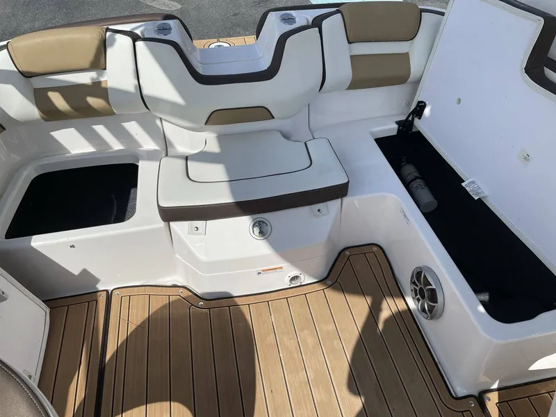 Slide: The Image of Yamaha 195S 2022 - 14