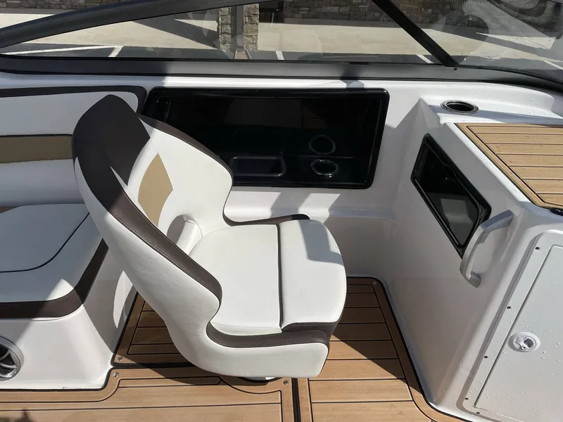 Slide: The Image of Yamaha 195S 2022 - 22