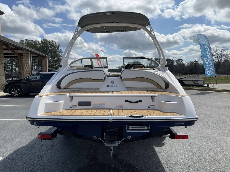 Slide: The Image of Yamaha 195S 2022 - 25