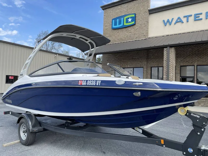 Slide: The Image of Yamaha 195S 2022 - 26