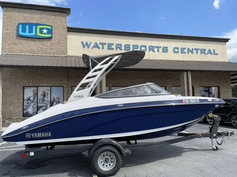 Slide: The Image of Yamaha 195S 2022 - 29