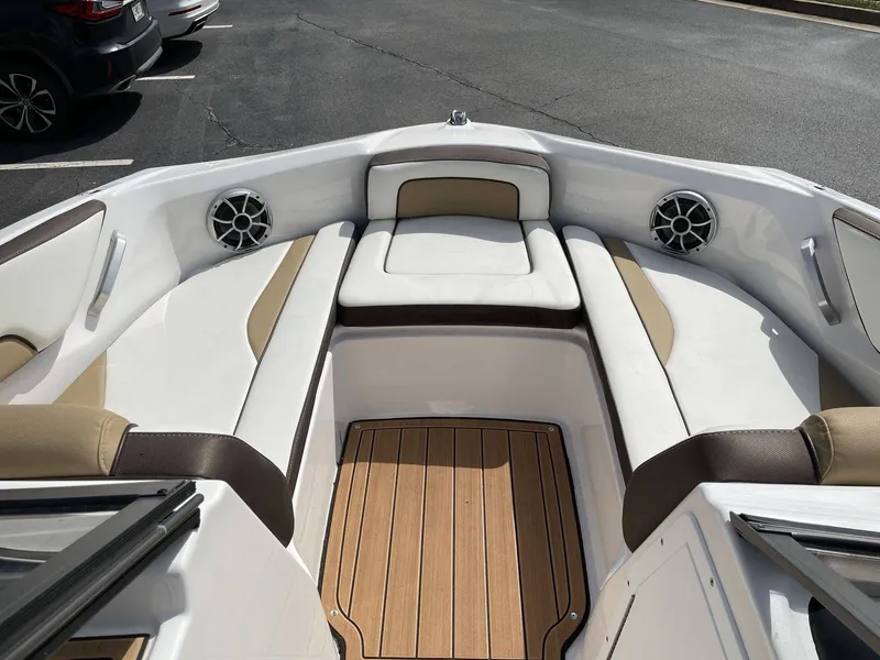 Slide: The Image of Yamaha 195S 2022 - 31