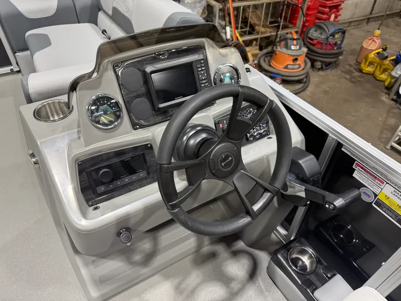 Slide: The Image of Tahoe GEOfish 2385 Rear Fish Tritoon & Honda 4-Stroke EFI 2026 - 12