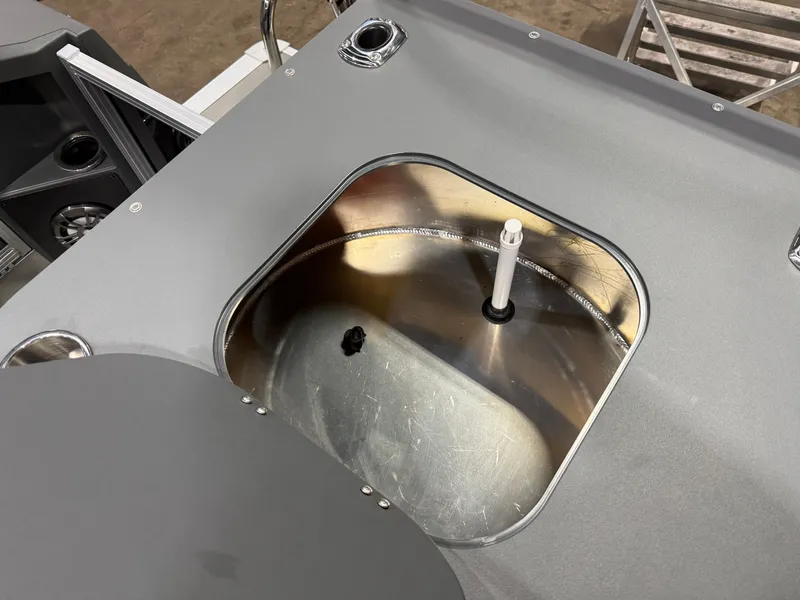 Slide: The Image of Tahoe GEOfish 2385 Rear Fish Tritoon & Honda 4-Stroke EFI 2026 - 25