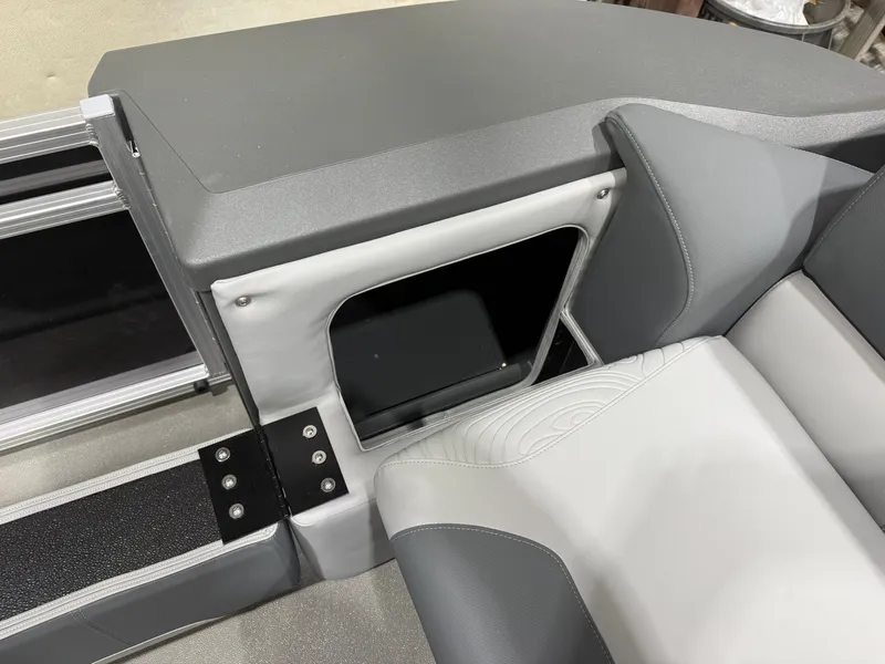 Slide: The Image of Tahoe GEOfish 2385 Rear Fish Tritoon & Honda 4-Stroke EFI 2026 - 31