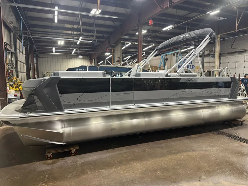 Slide: The Image of Tahoe GEOfish 2385 Rear Fish Tritoon & Honda 4-Stroke EFI 2026 - 37