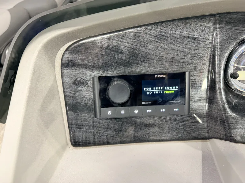 Slide: The Image of Avalon LSZ 2385 Quad Lounge Pontoon & 115HP Yamaha -$35,995 2023 - 22