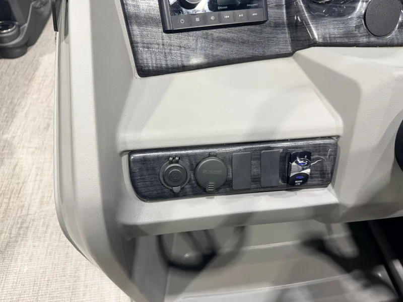 Slide: The Image of Avalon LSZ 2385 Quad Lounge Pontoon & 115HP Yamaha -$35,995 2023 - 23