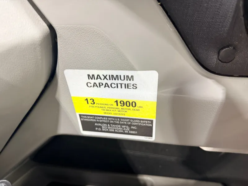 Slide: The Image of Avalon LSZ 2385 Quad Lounge Pontoon & 115HP Yamaha -$35,995 2023 - 53