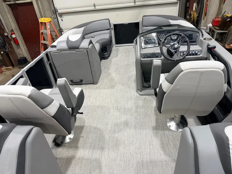 Slide: The Image of Avalon LSZ 2385 Quad Lounge Pontoon & 115HP Yamaha -$35,995 2023 - 6