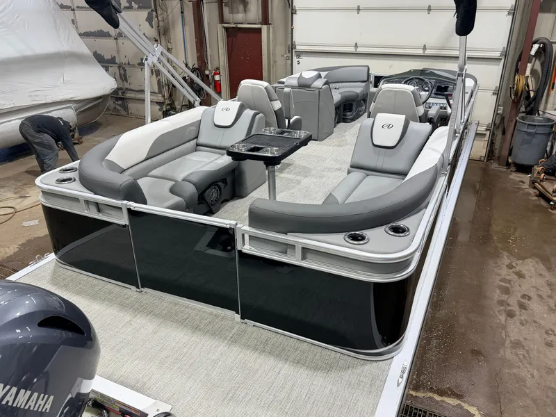 Slide: The Image of Avalon LSZ 2385 Quad Lounge Pontoon & 115HP Yamaha -$35,995 2023 - 7
