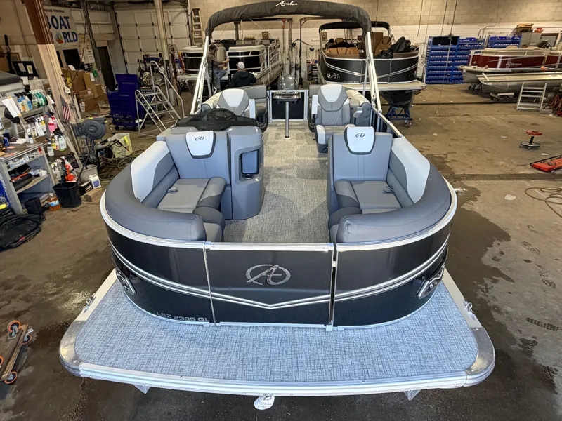 Slide: The Image of Avalon LSZ 2385 Quad Lounge Pontoon & 115HP Yamaha -$35,995 2023 - 9