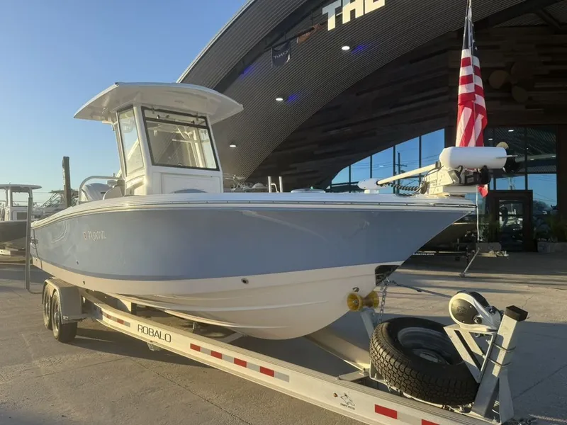 Slide: The Image of Robalo 266 Cayman 2022 - 3