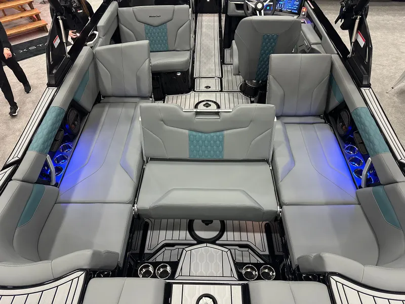 Slide: The Image of MasterCraft XT24 2025 - 18