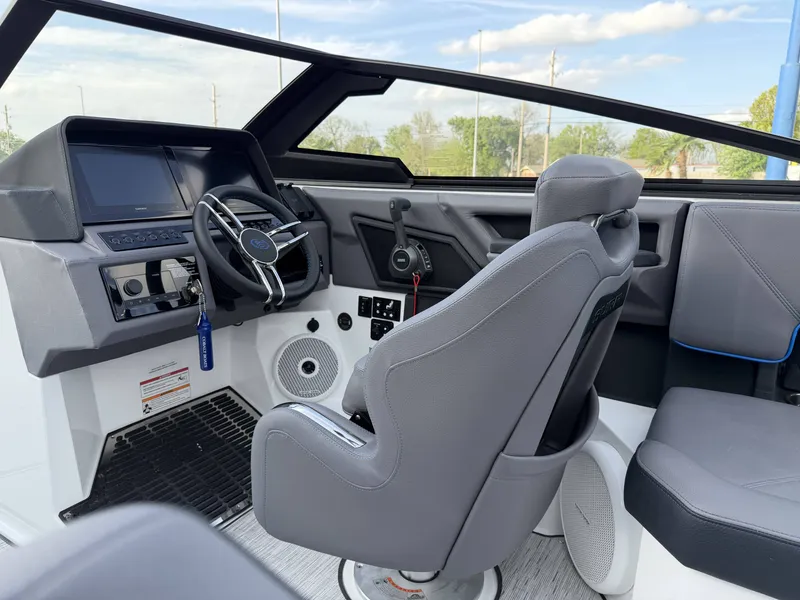 Slide: The Image of Cobalt R8 Surf 2026 - 13