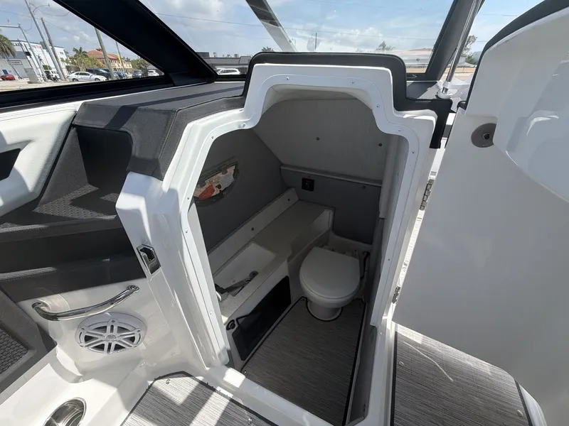 Slide: The Image of Cobalt R6 Outboard 2026 - 12