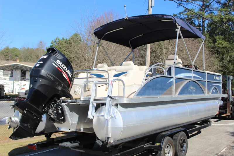 Slide: The Image of Hampton 2485 RL 2012 - 7