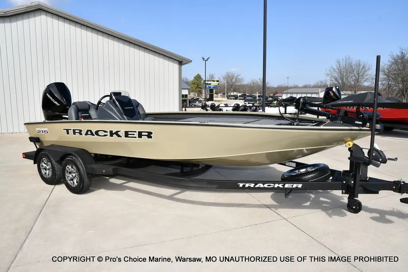 Slide: The Image of Tracker Savage 215 w/200HP Mercury 4 Stroke 2026 - 70