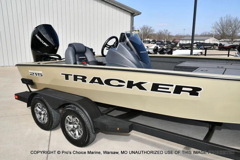 Slide: The Image of Tracker Savage 215 w/200HP Mercury 4 Stroke 2026 - 79