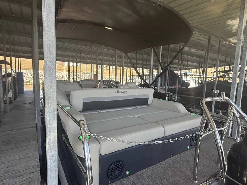 Slide: The Image of Barletta Cabrio C22U 2021 - 11